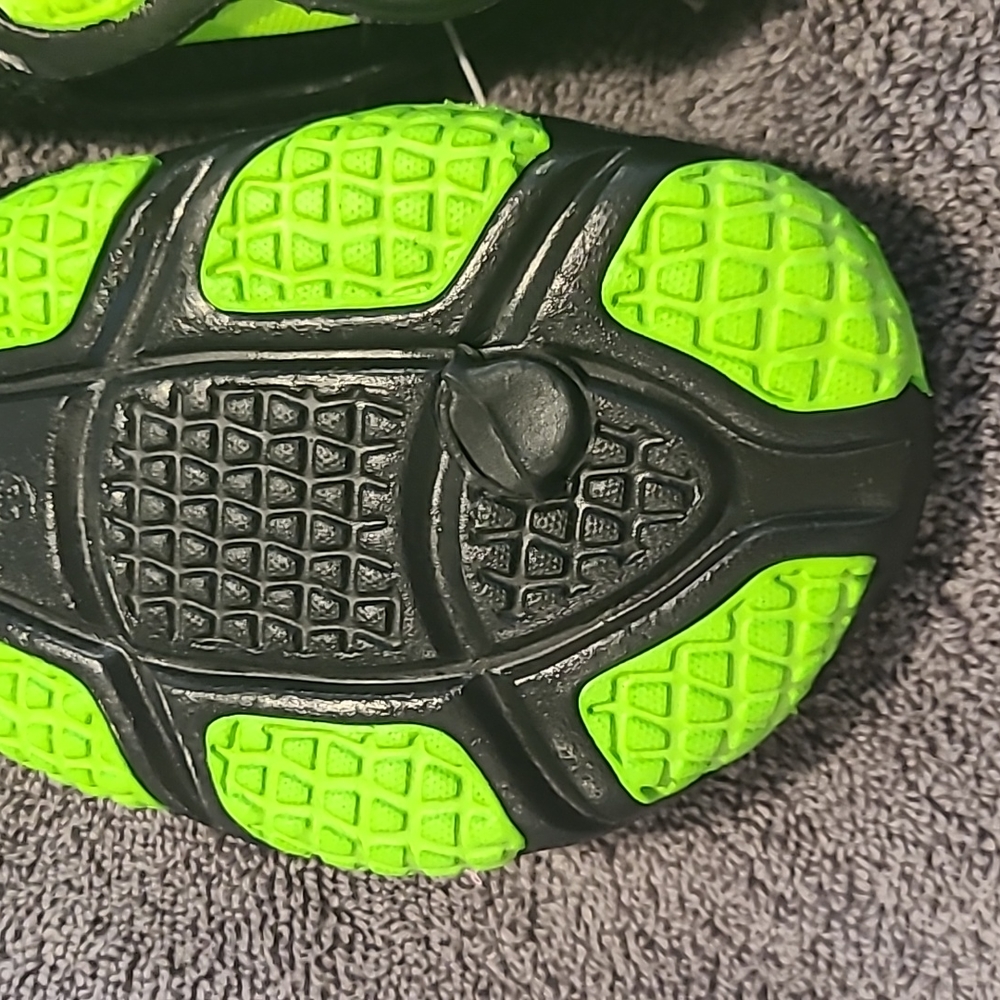 Flip-flops green & black sandals - Picture 10 of 13